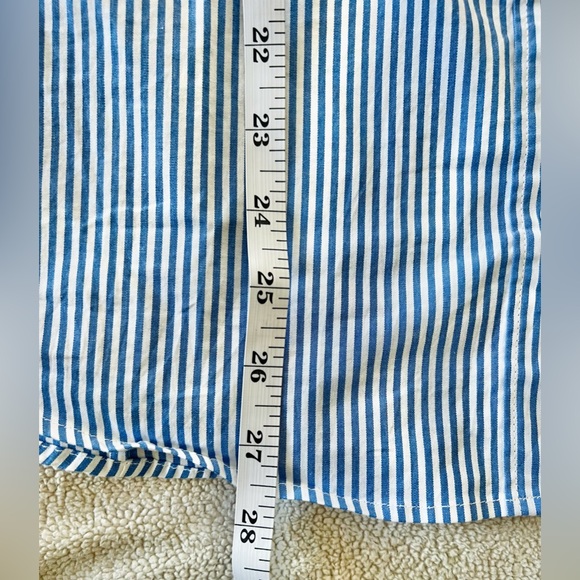 J.Crew Women’s M Blue White Stripe Long Sleeve Button Down Shirt Great Condition - Picture 7 of 8